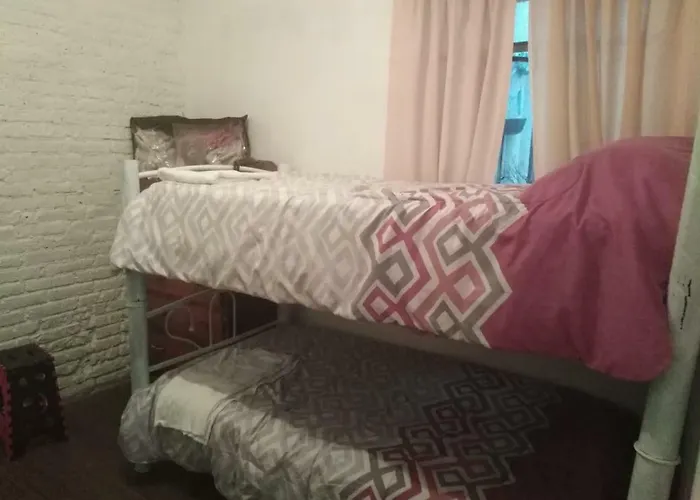 Guest house Alucarda Mexico City