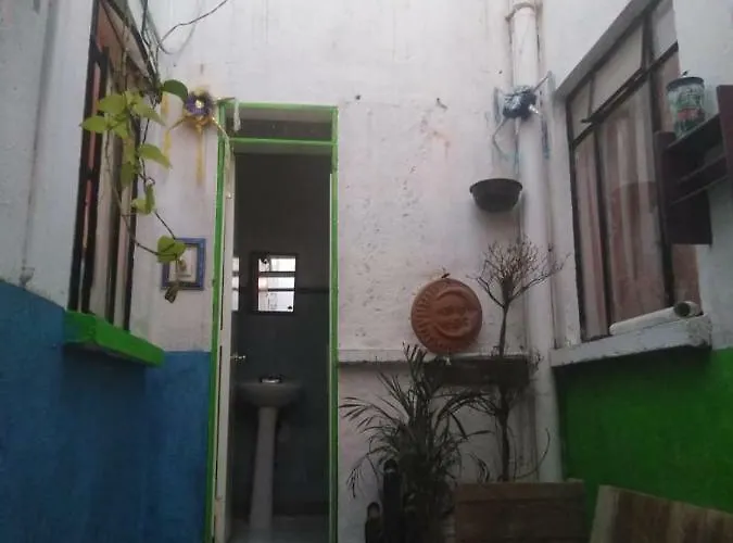 Alucarda Guest house